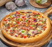 Italian Meat Sauce Pizza