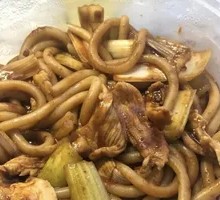 Stir-Fried Beef Noodles