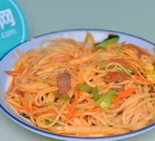 Stir-Fried Beef with Knife-Cut Noodles