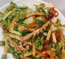 Pickled Pepper Tripe Rice Bowl