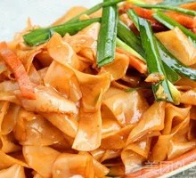 Egg Fried Wide Noodles