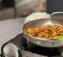 Dry Pot Black Pork