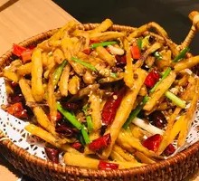 Dry-Fried Lotus Root Strips