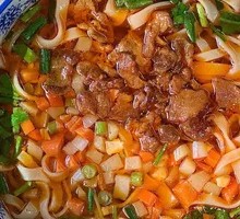 Qishan Sautéed Pork Noodles