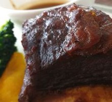 American Filet Mignon with Foie Gras