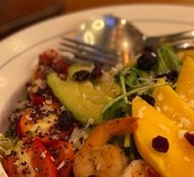 Fresh Shrimp Mango Avocado Salad