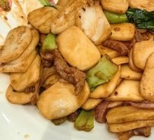 Stir-Fried Pork Noodles with Rice Cake