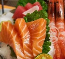 Sashimi Trio