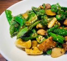 Wufeng Chili Stir-Fried Pork