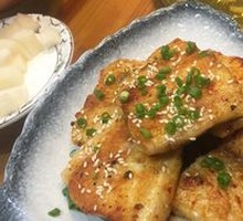 Pan-fried Glutinous Rice Fish