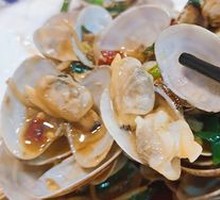 Stir-fried Clams with Ginger and Scallion