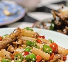 Pickled Lotus Root Stir-Fried with Beef