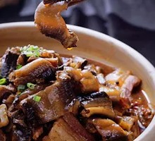 Smoked Pork and Eel Pot