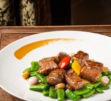 Black Pepper Stir-fried Wagyu Cubes