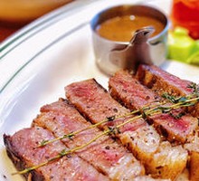 Thick-cut M5 Sirloin Steak