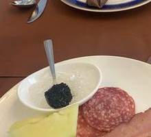 Roche Valley French Duck Breast Salad