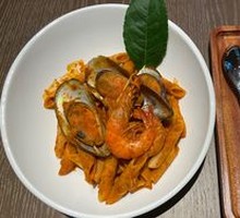 Curry Seafood Pasta