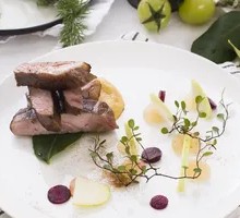 Iberian Pork Chop with Brandy and Green Apple Sauce