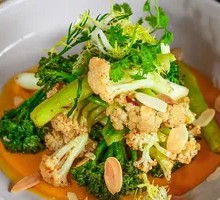 Stir-Fried Seasonal Vegetables in Olive Oil