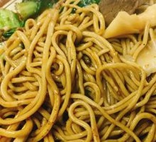 Beef Tripe Stir-Fried Noodles