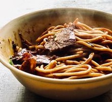 Beef Stir-Fried Noodles