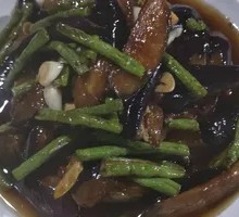 Eggplant and Green Beans Stir-fry