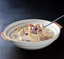 Pig's stomach chicken soup
