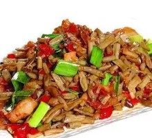 Stir-Fried String Beans with Shredded Pork