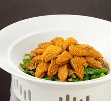 Stir-Fried Fresh Abalone with Green Pepper