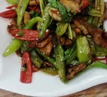 Stir-Fried Pork with Green Chili