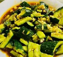 Knife-Pounded Cucumber