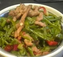 Green Pepper and Pork