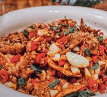 Stir-Fried Beef with Yellow Onion