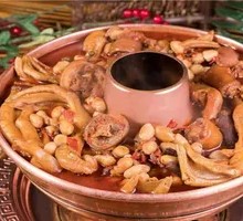Pork Tail and Duck Foot Hot Pot