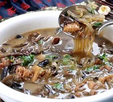 Chicken Stewed with Mushrooms