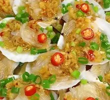 Steamed Scallops with Garlic and Vermicelli