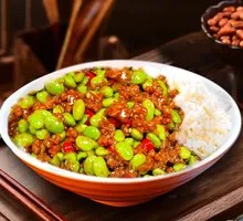 Mao Dou Mi Rou Mo Gai Jiao Fan