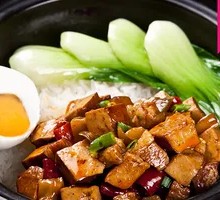 Braised Pork with Tofu Cubes