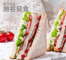 Thick Tender Beef Sandwich