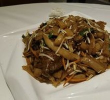 Cantonese Wet Stir-Fried Beef Rice Noodles