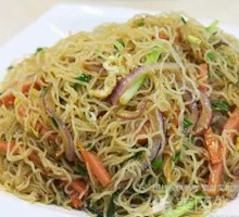 Three-Thread Egg Fried Noodles