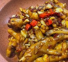Lichuan Garlic Chicken Feet