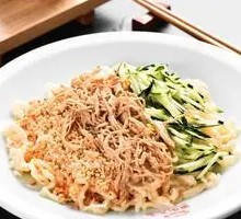 Spicy麻 Chicken Noodles with Buckwheat
