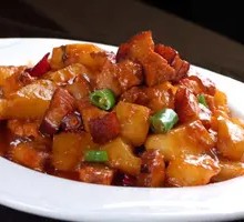 Braised Pork with Potatoes