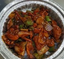 Black Pepper Beef Claypot Rice