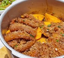 Soy Sauce Steamed Pork with Rice Flour