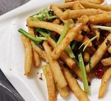 Dry-Fried Lotus Root Strips