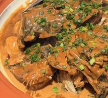 Sauce-Braised Ecological Fish Head with Pancake