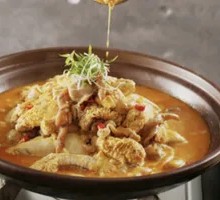 Stewed Fish Offal in Clay Pot