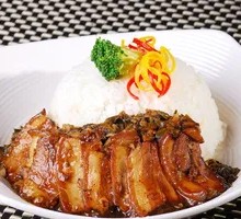 Preserved Vegetable Braised Pork